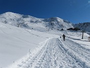 Da Foppolo al RIFUGIO MIRTILLO (1979 m) pestando neve via Passo della Croce (1943 m)- FOTOGALLERY